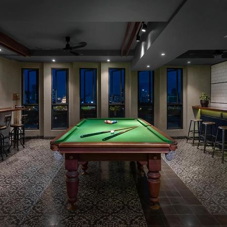 Aquarius Hotel And Urban Resort Phnom Penh Exterior photo