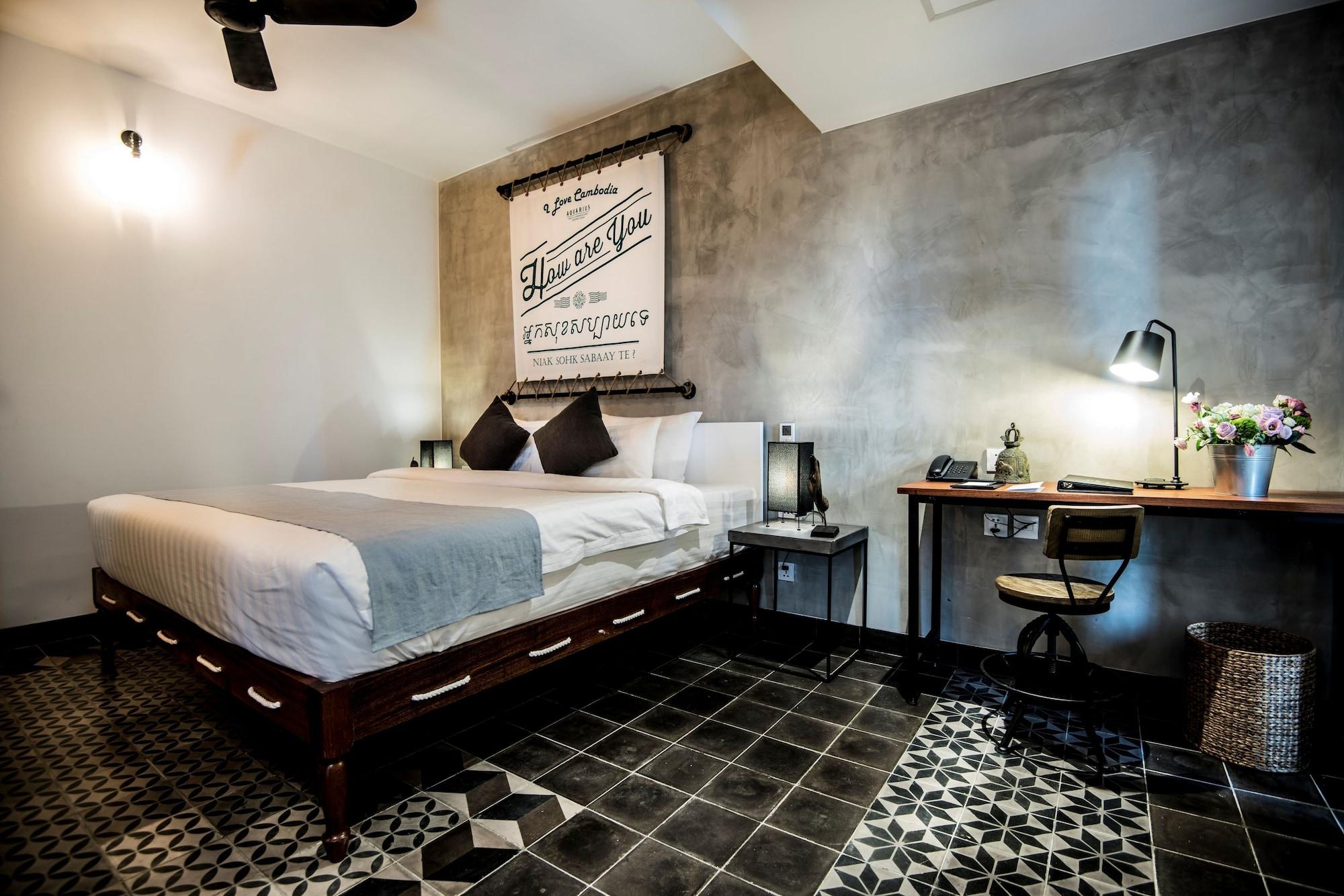 Aquarius Hotel And Urban Resort Phnom Penh Exterior photo