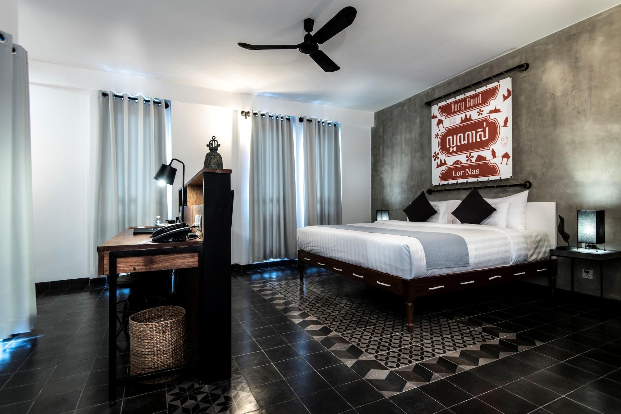 Aquarius Hotel And Urban Resort Phnom Penh Exterior photo