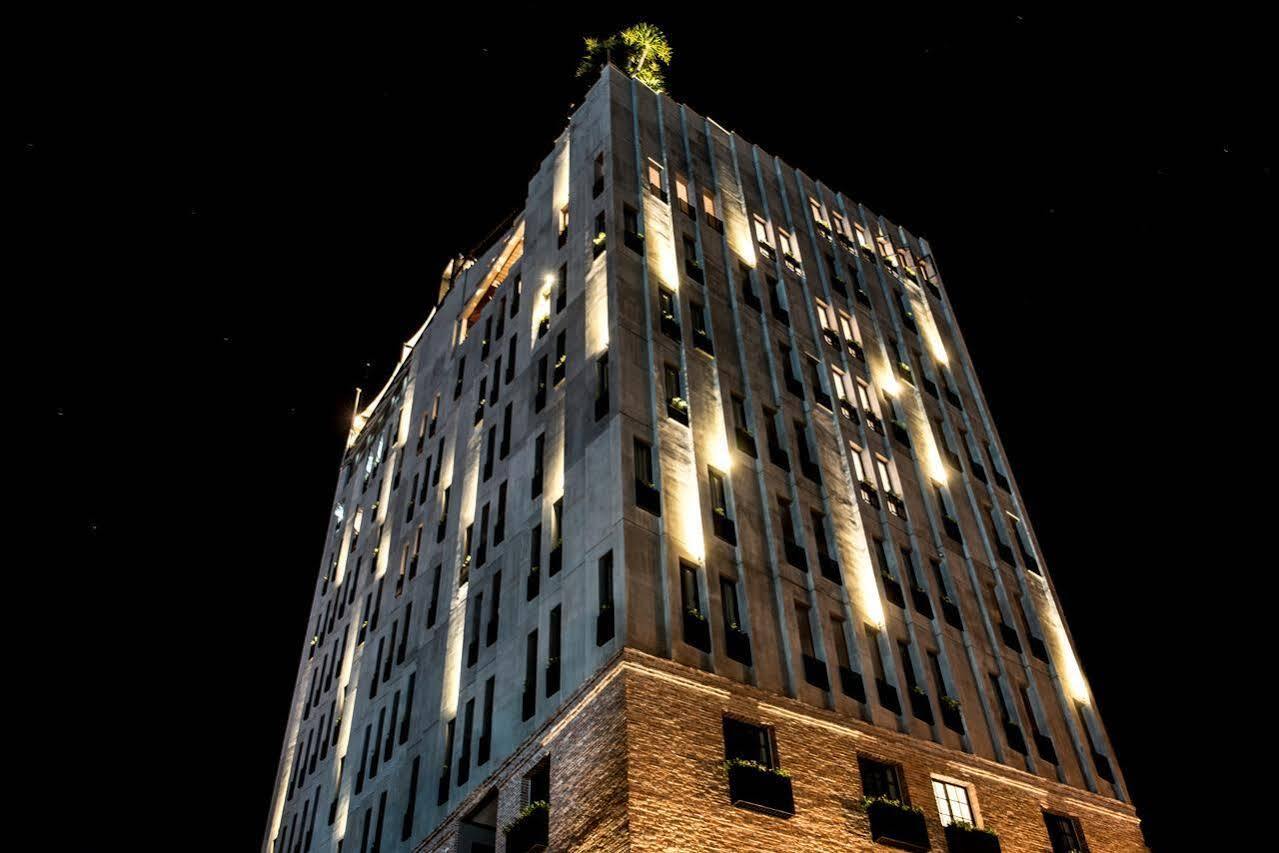 Aquarius Hotel And Urban Resort Phnom Penh Exterior photo