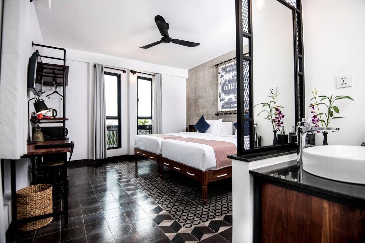 Aquarius Hotel And Urban Resort Phnom Penh Exterior photo